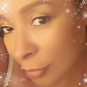 Meet your Posher, Dennay